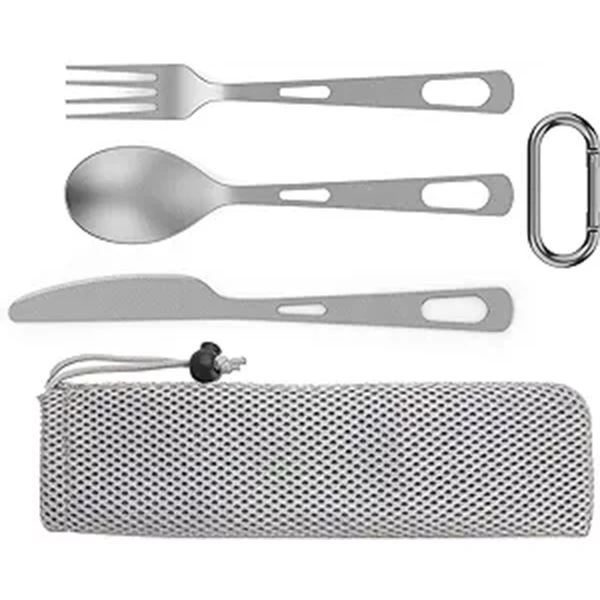 Ensemble de couverts de camping