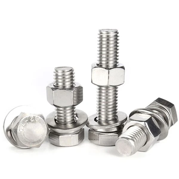 Attaches en titane GR5