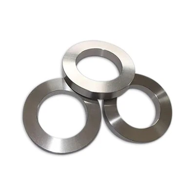 Bague forgée en titane